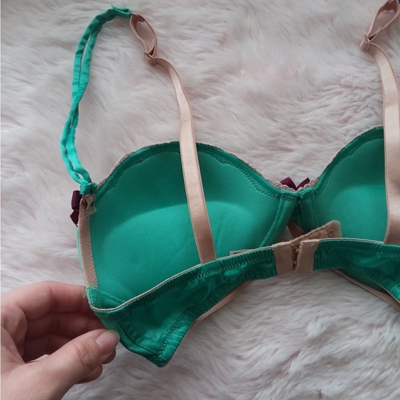 Vintage Victoria's Secret Green & Purple Bow Bra - Picture 4 of 5
